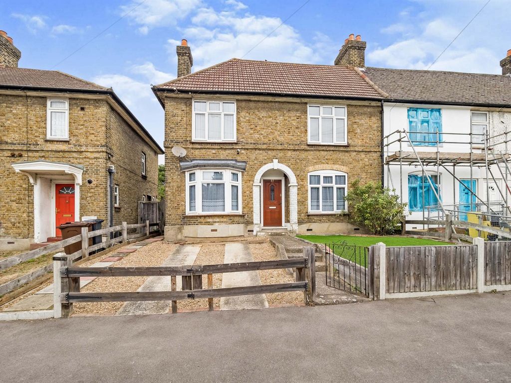 3 bed terraced house for sale in Sisley Road, Barking IG11 Zoopla