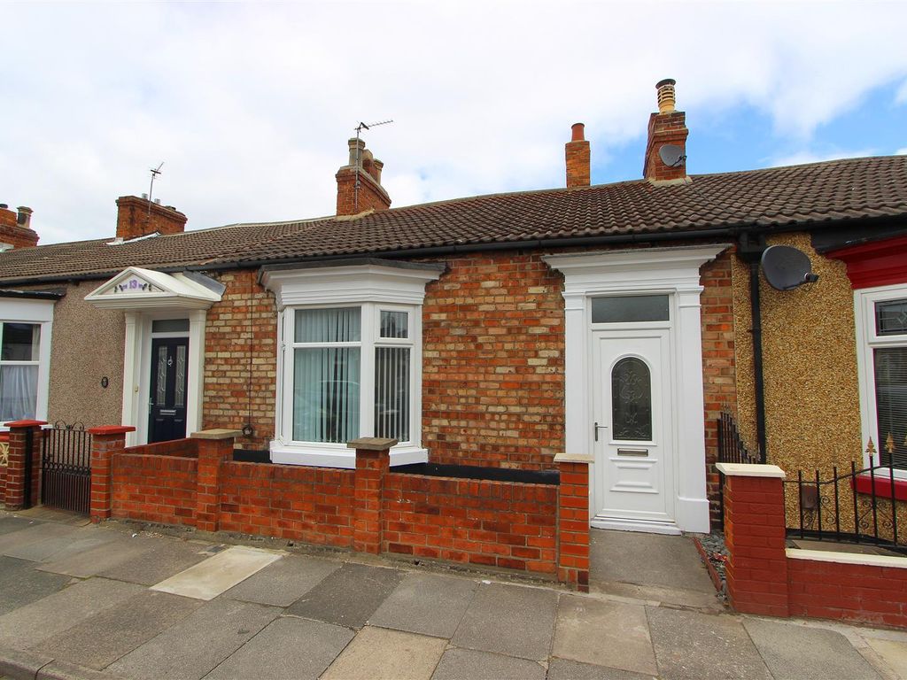 2 bed bungalow to rent in Eastbourne Road, Darlington DL1, £595 pcm