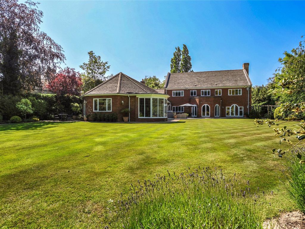 5 bed detached house for sale in Birds Hill Drive, Oxshott, Leatherhead