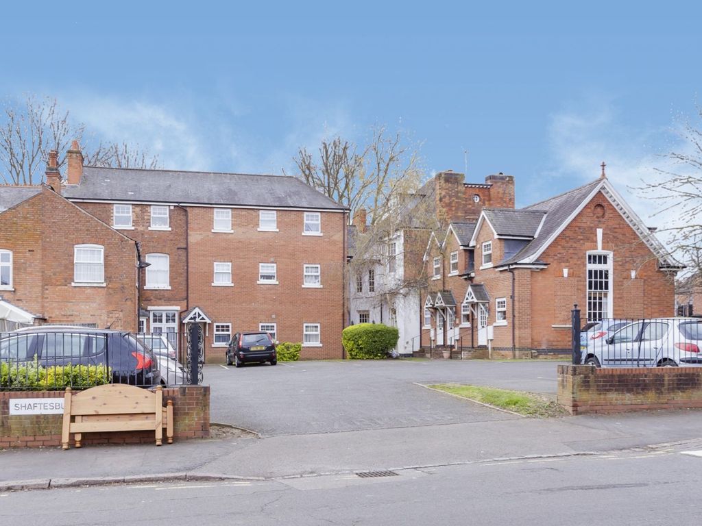 60 Shaftesbury Road, Leicester LE3  