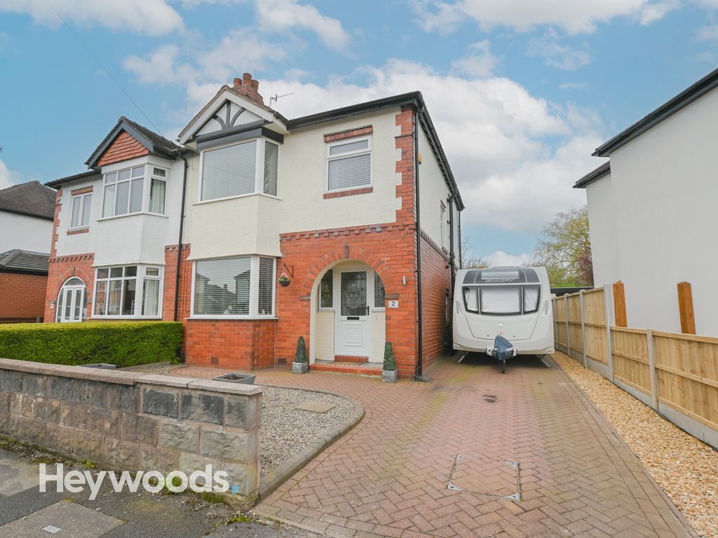 3 bed semidetached house for sale in Rathbone Avenue, May Bank, Newcastle Under Lyme ST5, £