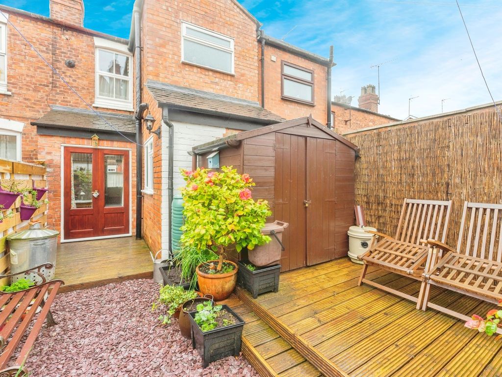 2 bed terraced house for sale in Cherry Road, Chester CH3, £230,000