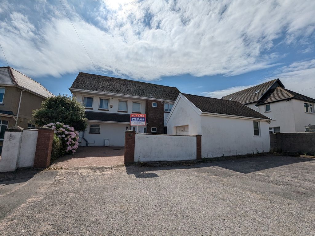 5 bed detached house for sale in Springfield Avenue, Porthcawl CF36, £