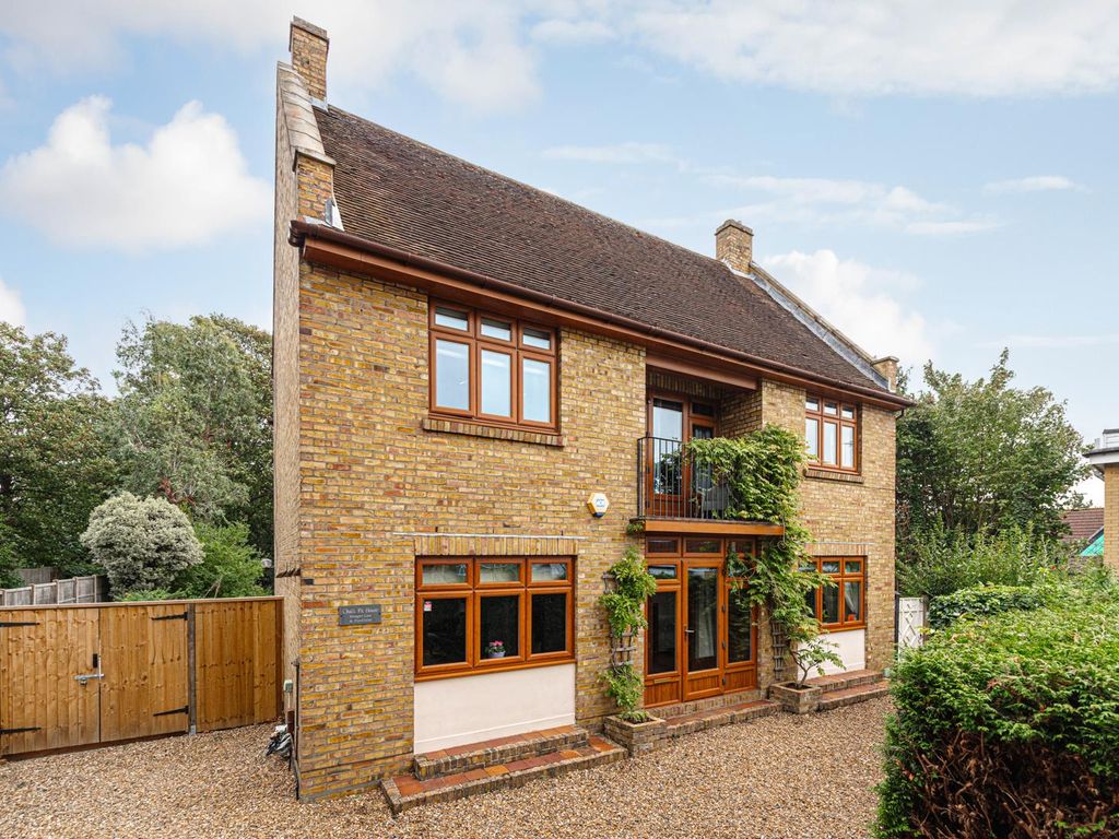 4 bed detached house for sale in Mongers Lane, Ewell, Epsom KT17, £