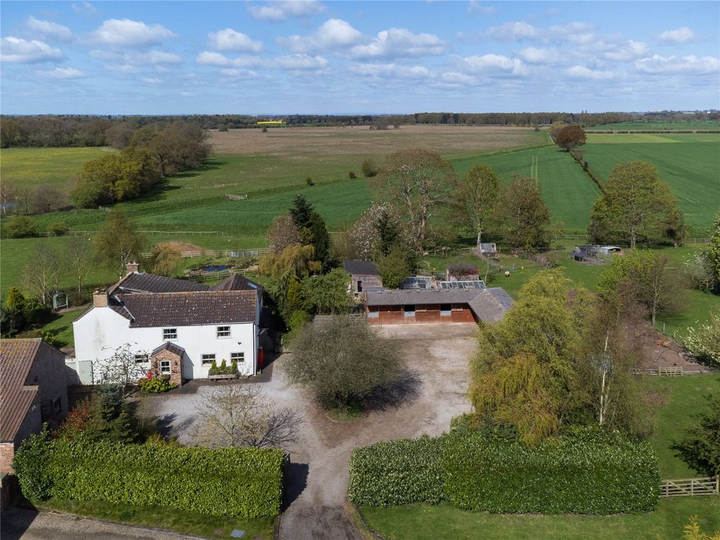 5 bed detached house for sale in Langwith Lane, Heslington, York YO10