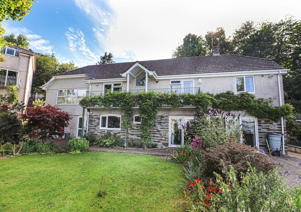 5 bed detached house for sale in Gravesend Gardens, Torpoint PL11 Zoopla