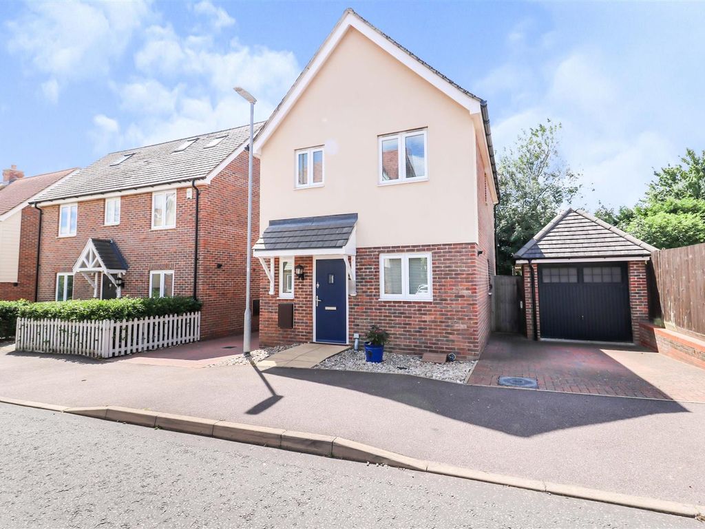 3 bed detached house for sale in School Lane, Sawbridgeworth CM21 Zoopla