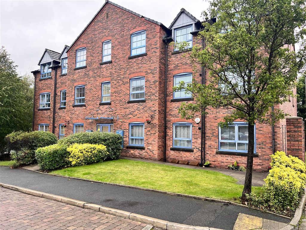 2 bed flat for sale in Warrington Street, Stalybridge SK15 Zoopla