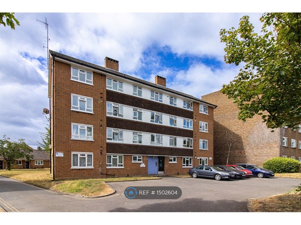 3 bed flat to rent in Upper Richmond Road, London SW15 Zoopla
