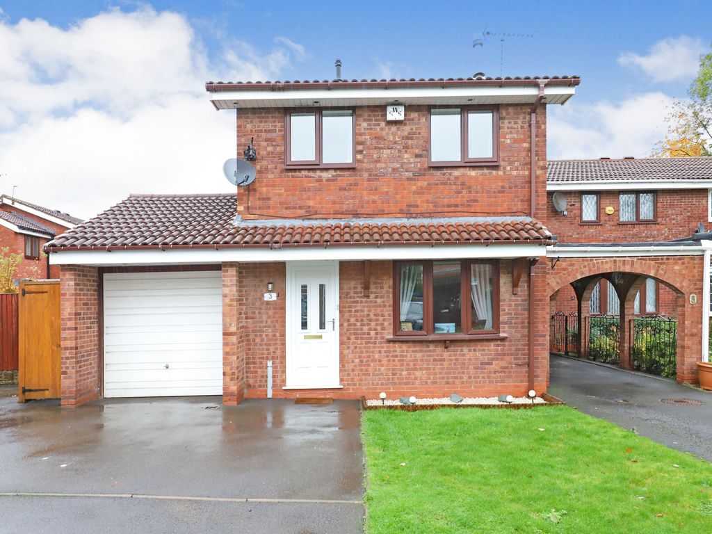 3 bed detached house for sale in Troon Court, Perton WV6 Zoopla