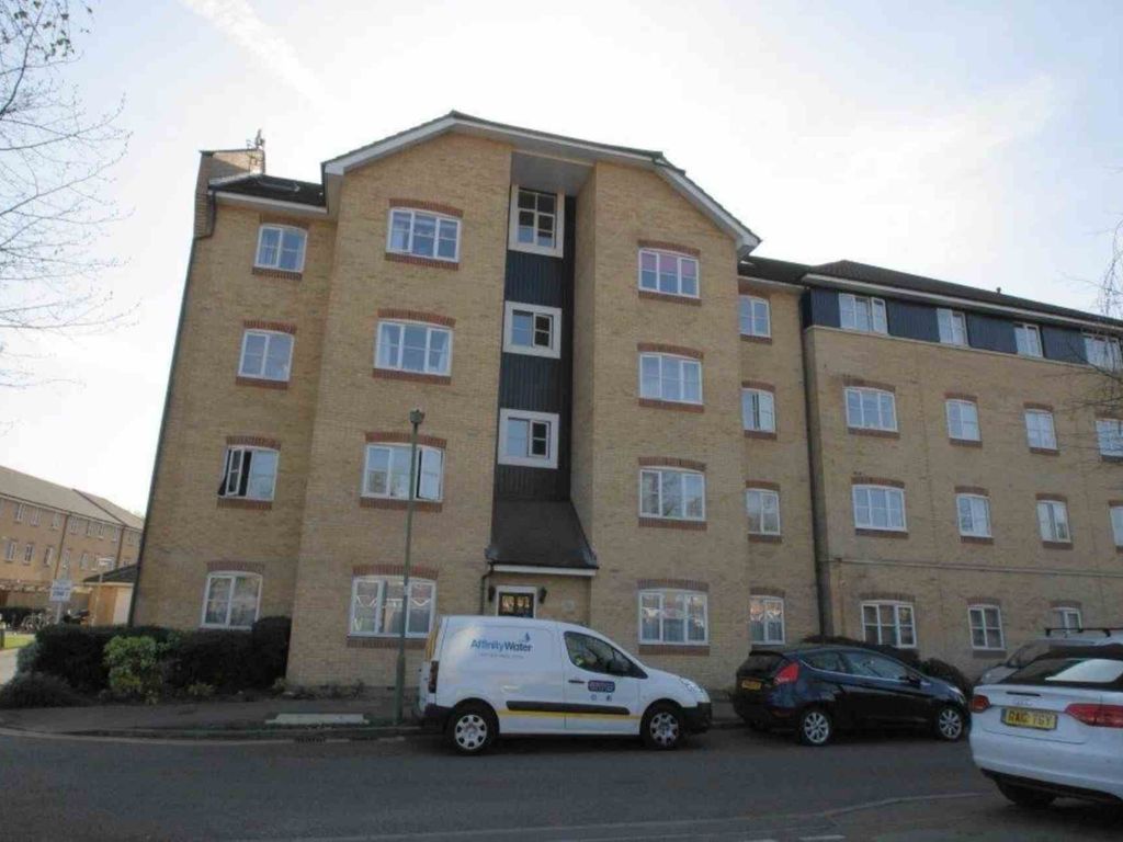 1 bed flat to rent in Stephenson Wharf, Hemel Hempstead HP3, £1,100 pcm