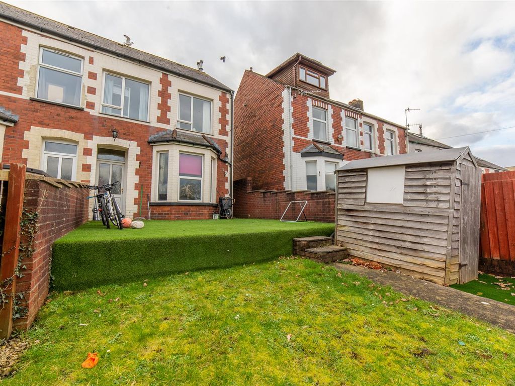 3 bed semidetached house for sale in Ventnor Road, Cwmbran NP44, £