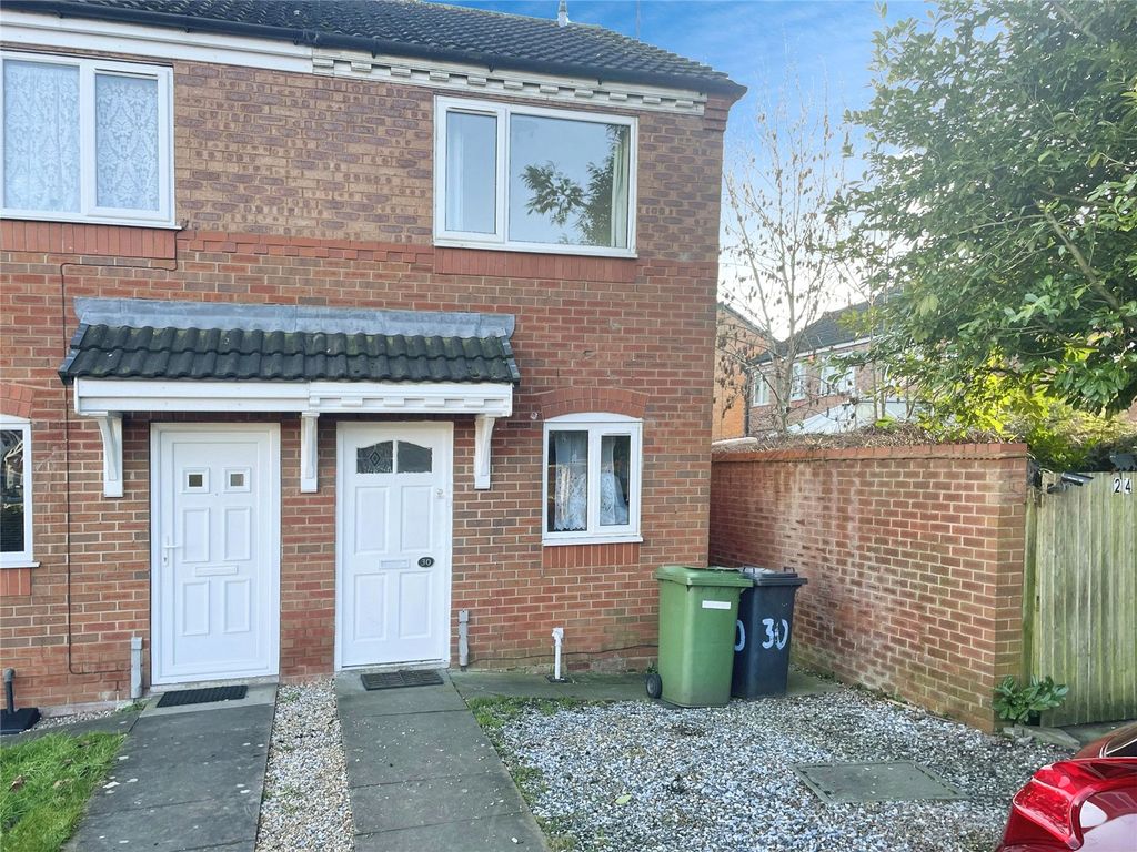 2 bed end terrace house to rent in Langsett Road, Wolverhampton, West