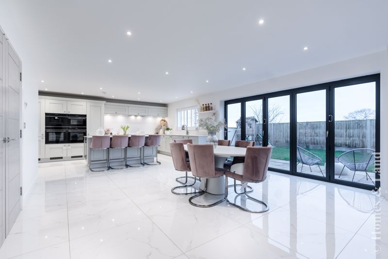 6 bed detached house for sale in Main Road, Filby, Great Yarmouth NR29