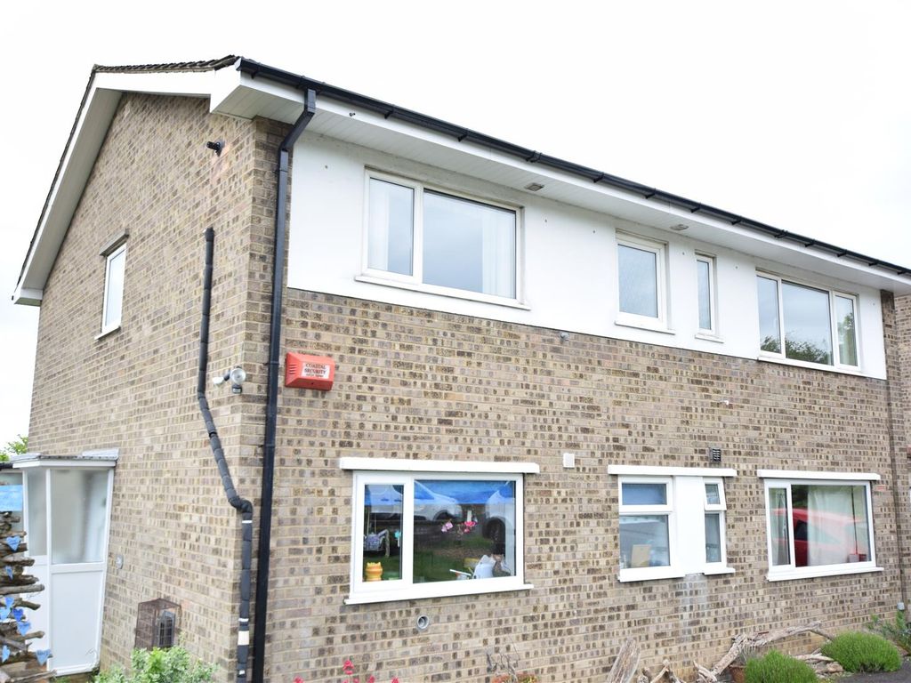 2 bed flat to rent in Box Hill, Scarborough YO12, £650 pcm Zoopla