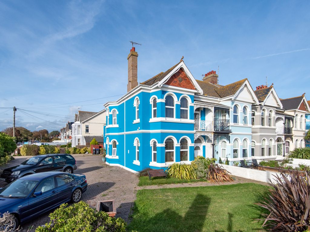 5 bed end terrace house for sale in Brighton Road, Worthing BN11, £