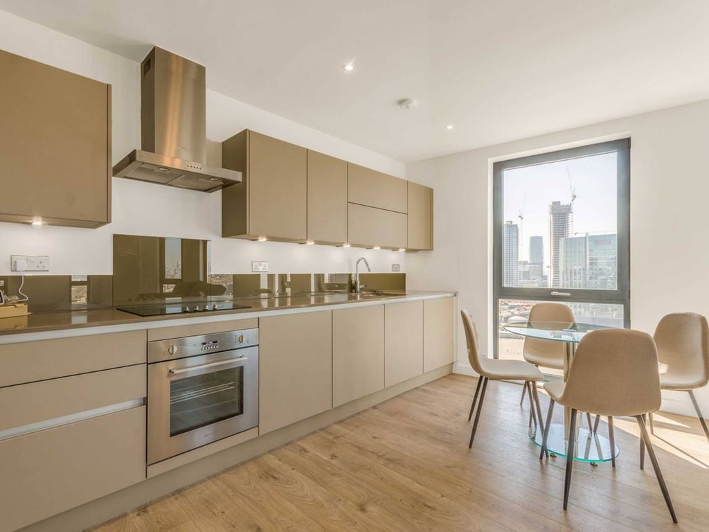 Roosevelt Tower Canary Wharf London E14