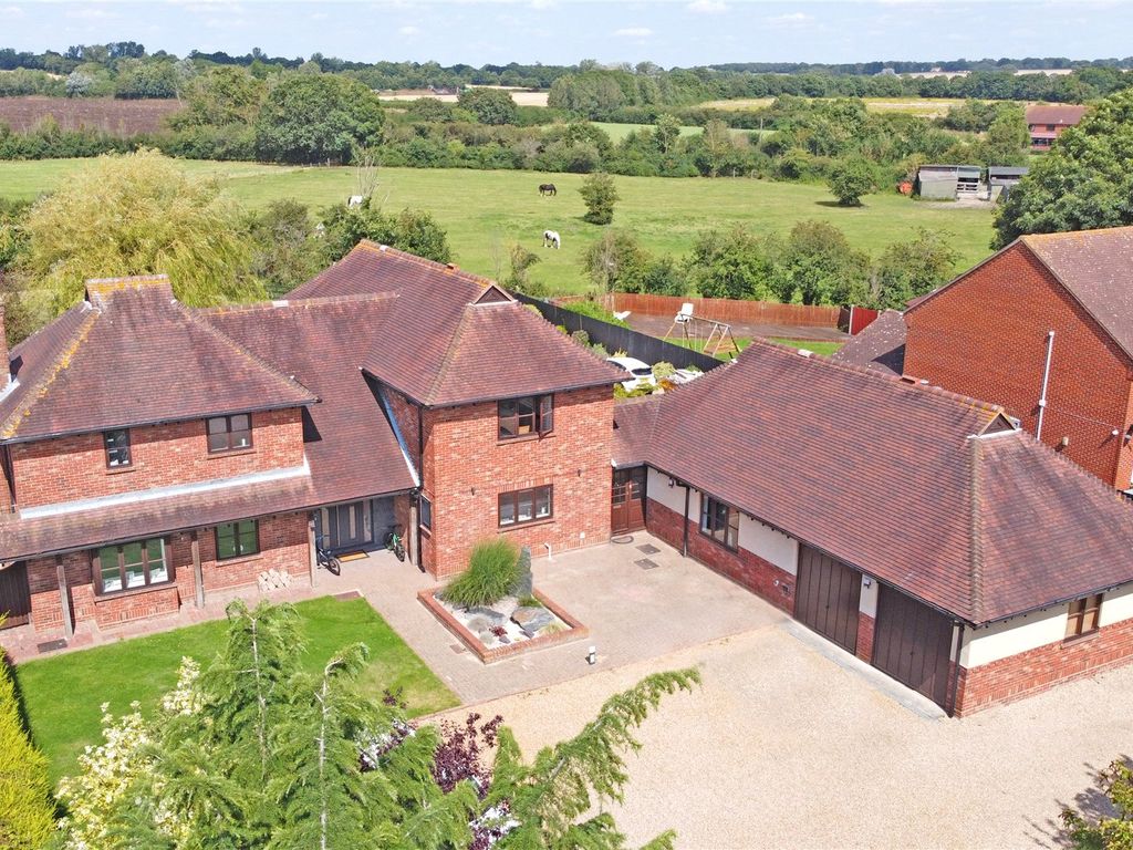 6 bed detached house for sale in Plains Road, Little Totham, Maldon