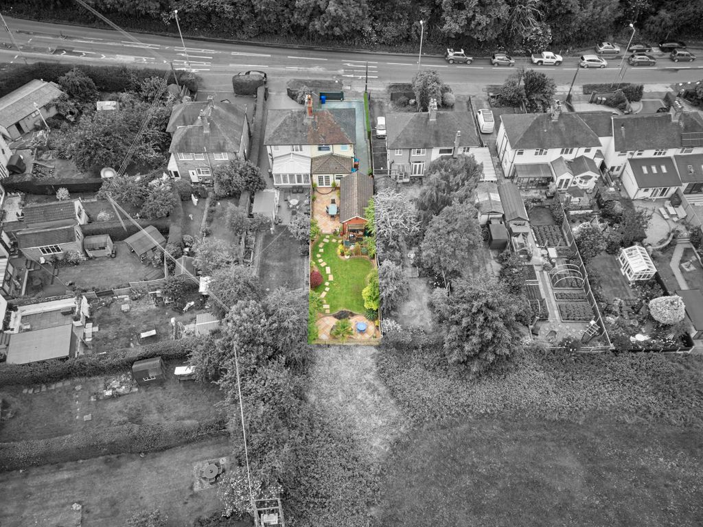 3 bed semidetached house for sale in Newcastle Road, Clayton