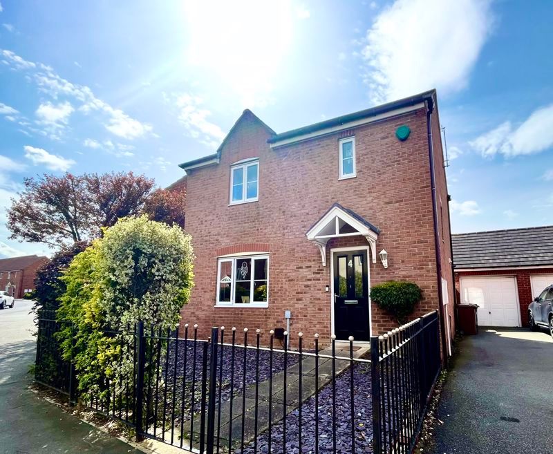 3 bed detached house for sale in Cloverfield, West Allotment, Newcastle