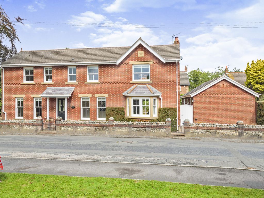 4 bed detached house for sale in Blackpool Old Road, Little Eccleston