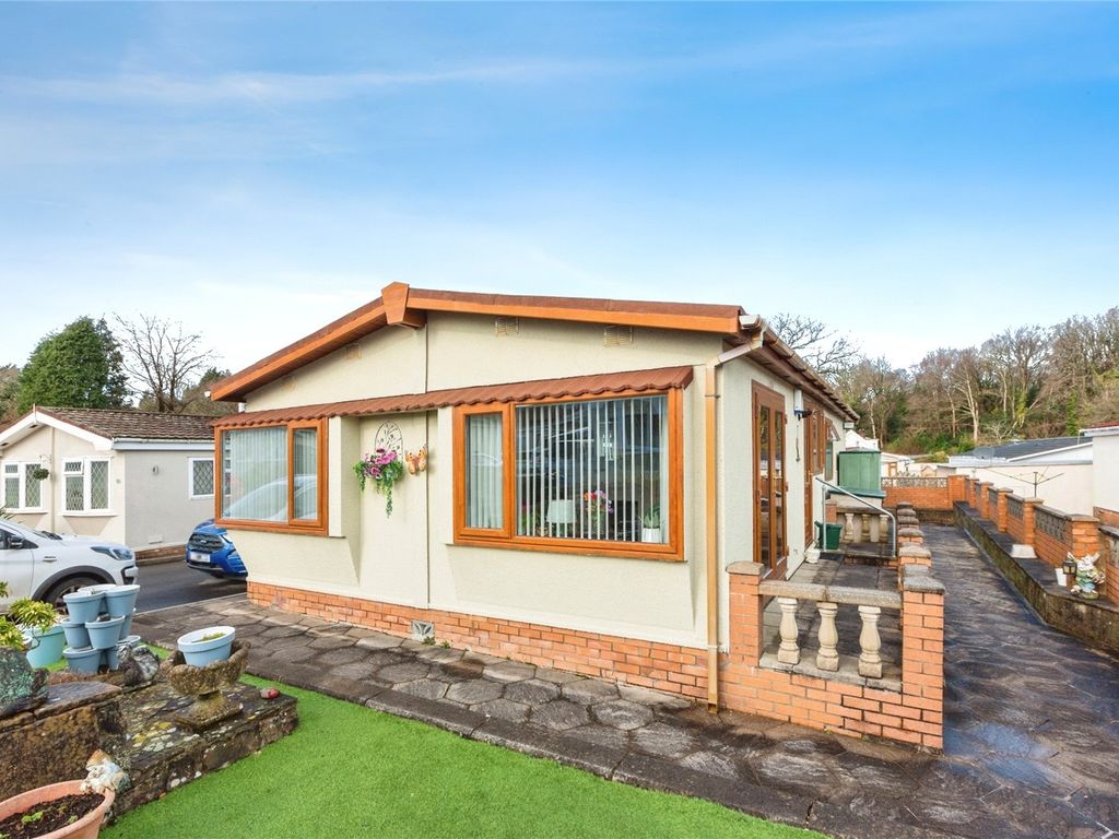 2 bed property for sale in Elm Close, Woodlands Park, Waunarlwydd