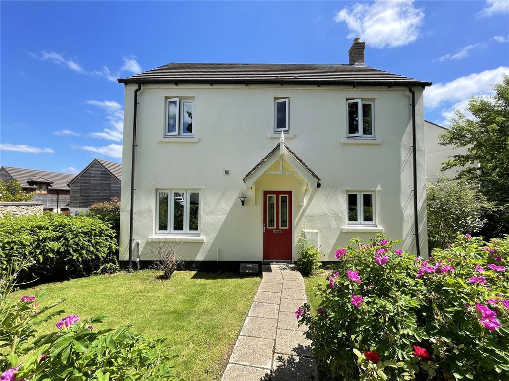 3 bed detached house for sale in Hooper Close, Hatherleigh, Okehampton