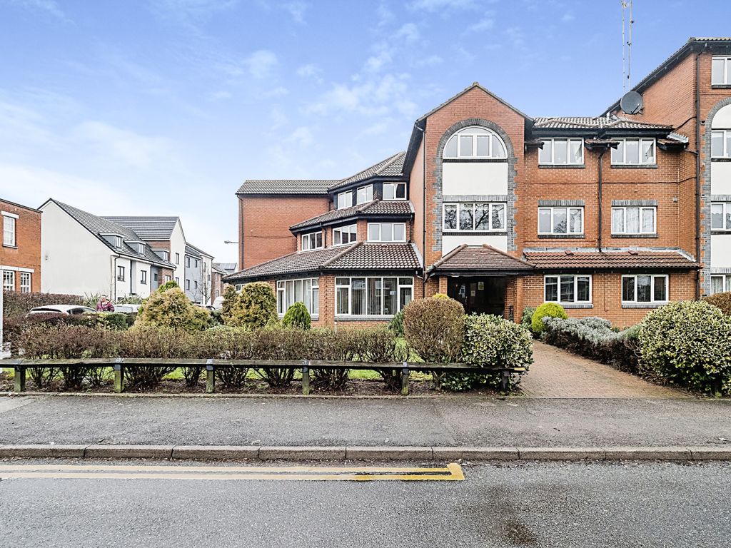 1 bed flat for sale in Ellen Court, 14 The Ridgeway, Chingford, London