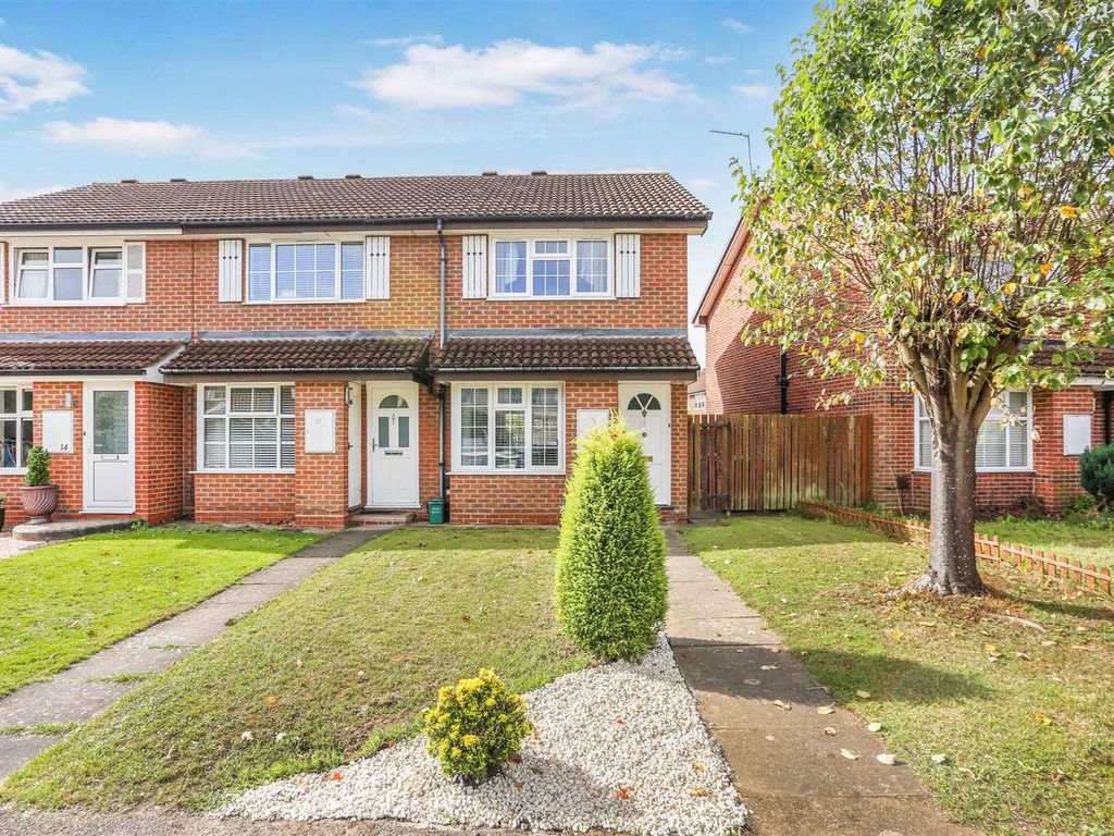 2 bed end terrace house for sale in Finlay Gardens, Addlestone KT15, £