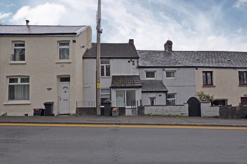 2 bed cottage to rent in Cefn Road, Rogerstone, Newport NP10 Zoopla