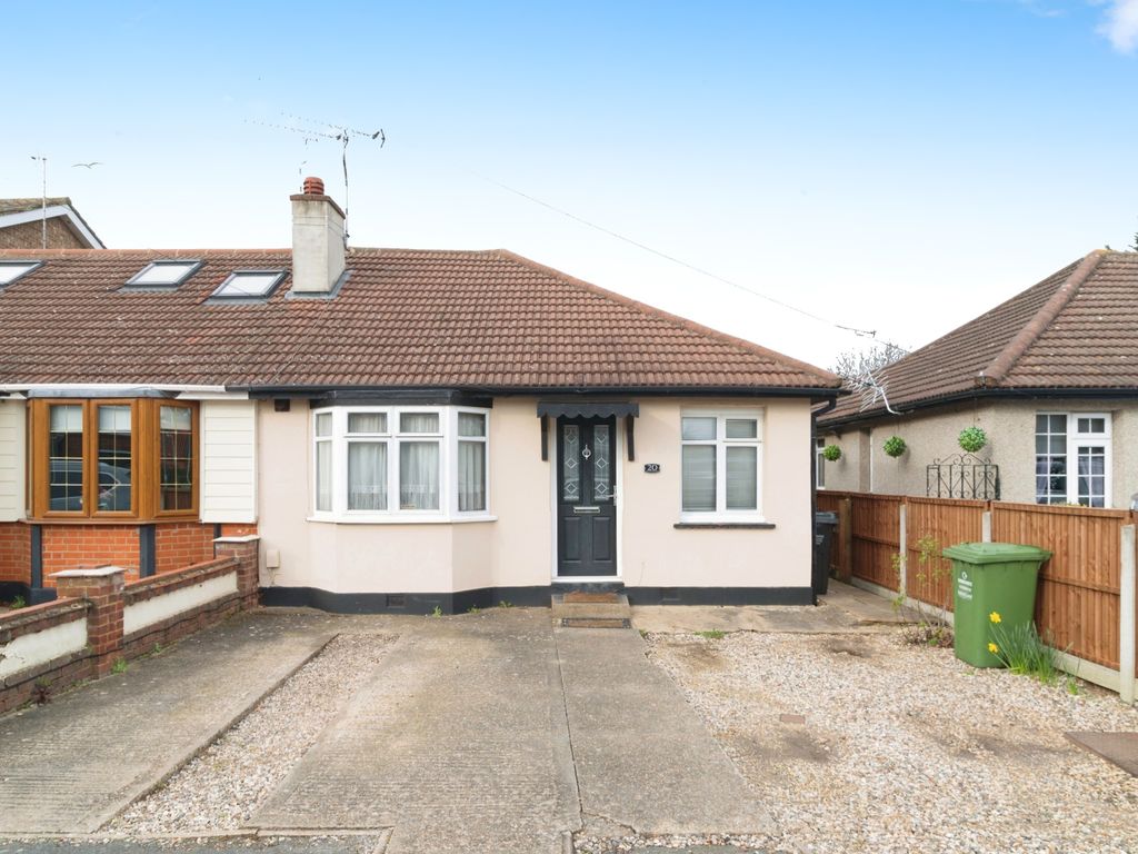 2 bed bungalow for sale in New Century Road, Laindon, Basildon, Essex