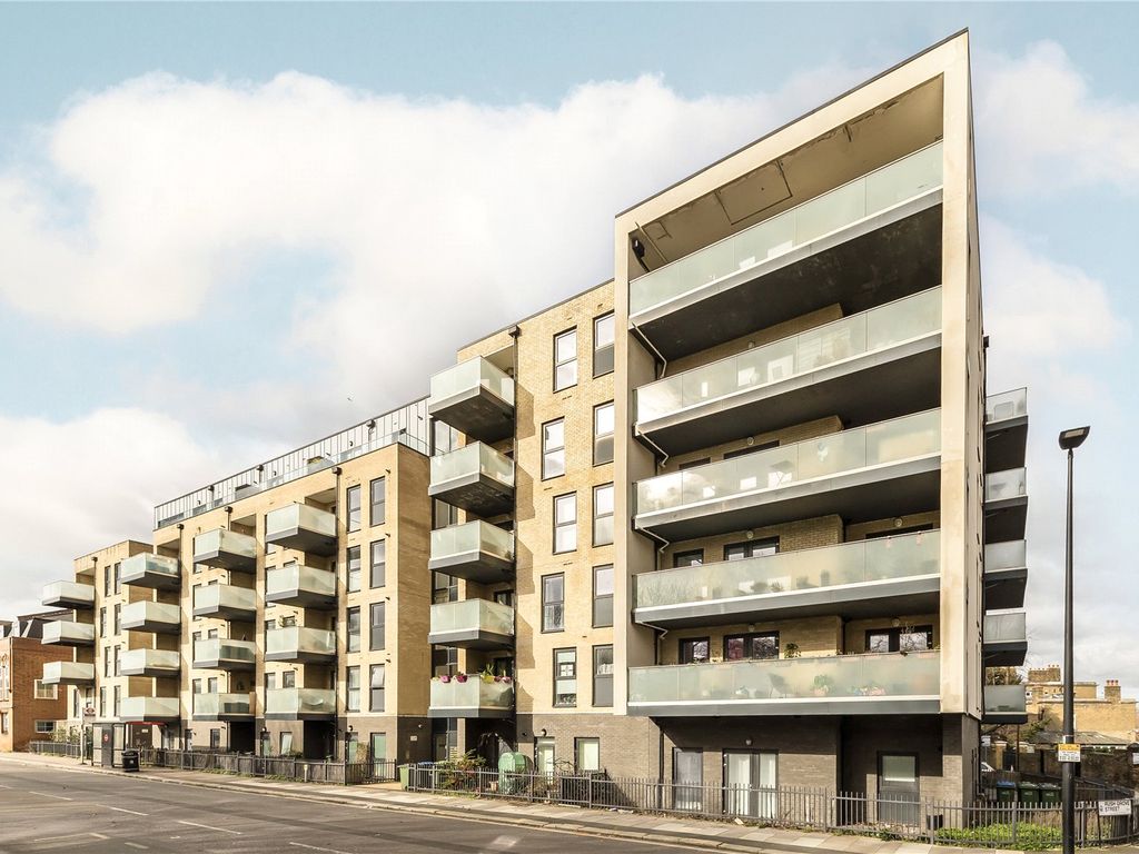 2 bed flat for sale in Brixham Building, Artillery Place, Woolwich SE18