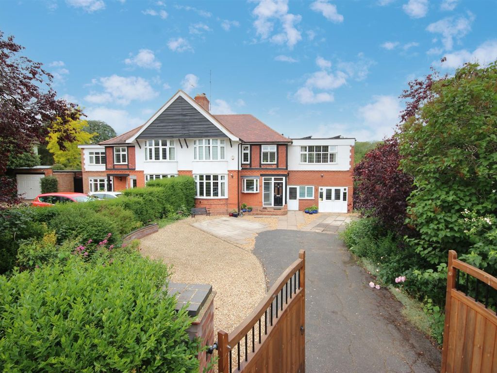 4 bed semidetached house for sale in Wymington Road, Rushden NN10 Zoopla