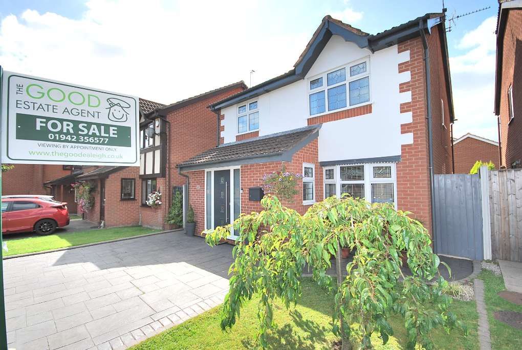 4 bed detached house for sale in Moreton Drive, Leigh WN7 Zoopla