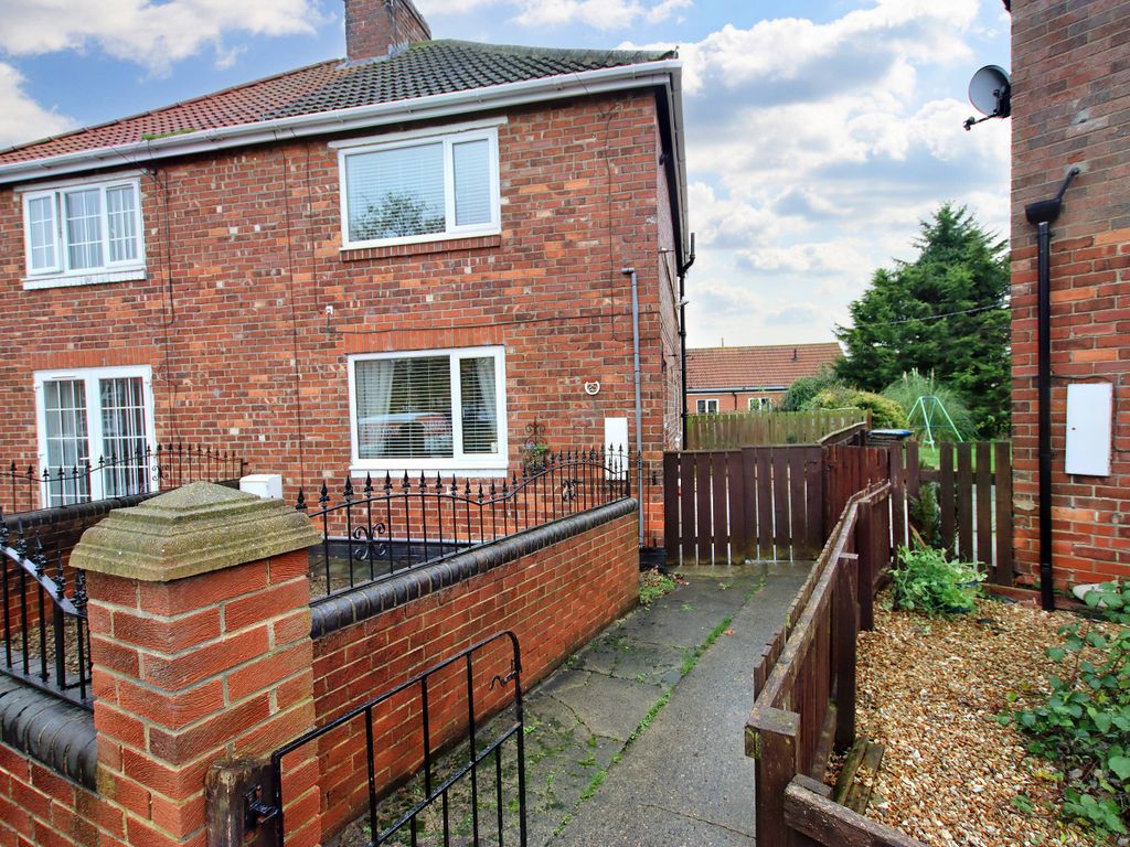 3 bed semidetached house to rent in Keir Hardie Terrace, Shotton DH6