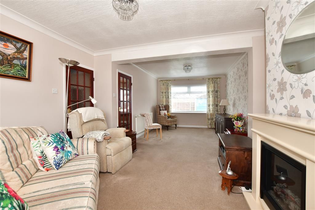 3 bed semidetached house for sale in The Glen, Rainham, Essex RM13, £325,000 Zoopla