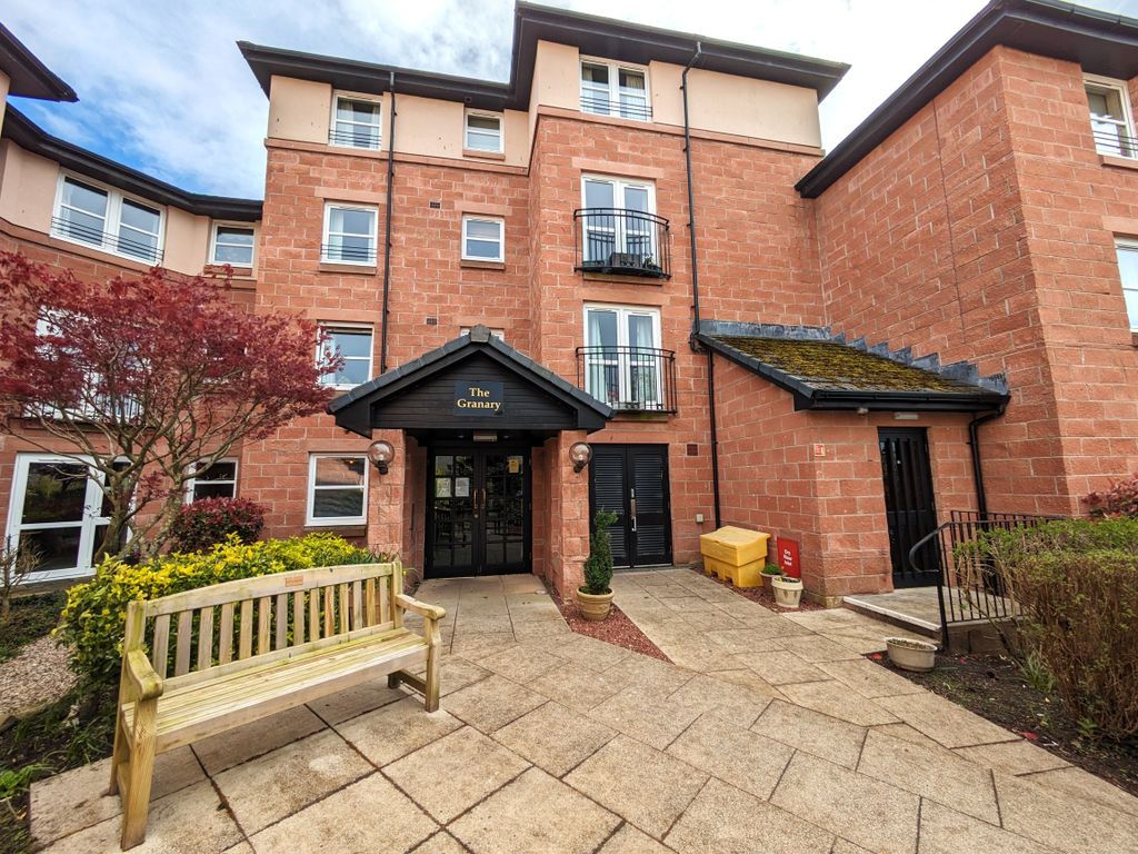 1 bed flat for sale in Glebe Street, Dumfries DG1, £95,000 Zoopla