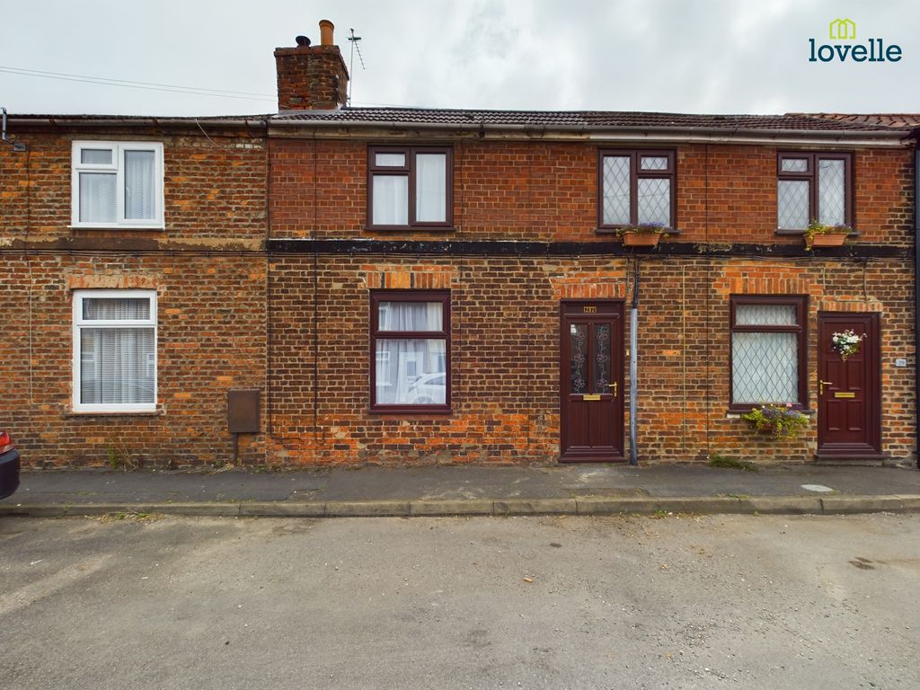 3 bed terraced house for sale in Prospect Place, Market Rasen LN8, £