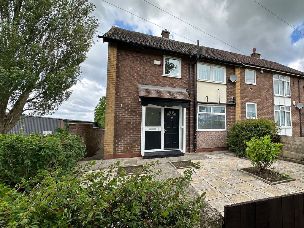 2 bed semidetached house for sale in Chapman Road, Hyde SK14, £140,000