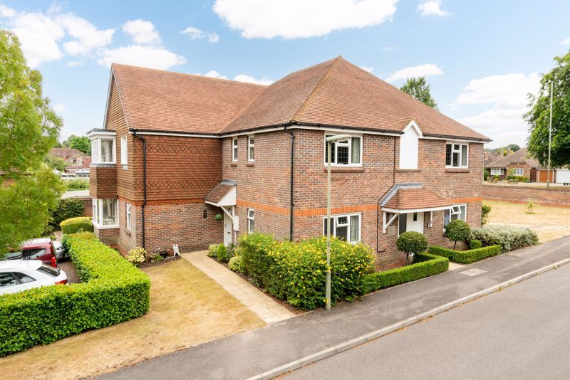 2 bed flat for sale in Springvale Close, Bookham, Leatherhead KT23 Zoopla