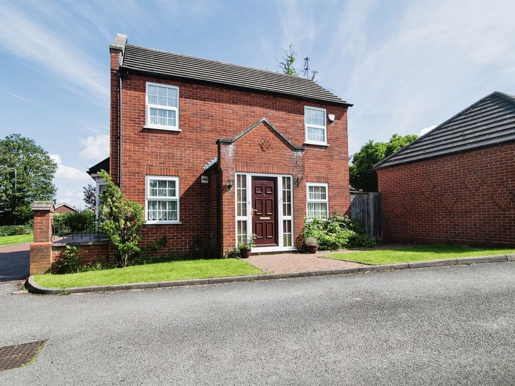 3 bed end terrace house for sale in Langley Gardens, Oldbury B68, £