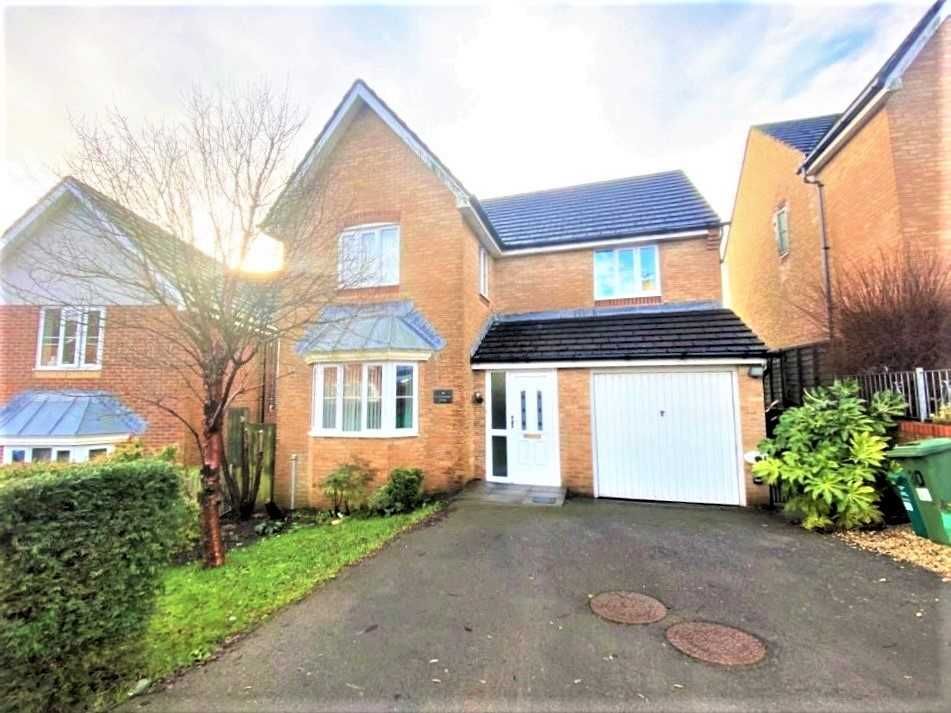 4 bed detached house for sale in Cedar Wood Drive, Tonyrefail, Porth