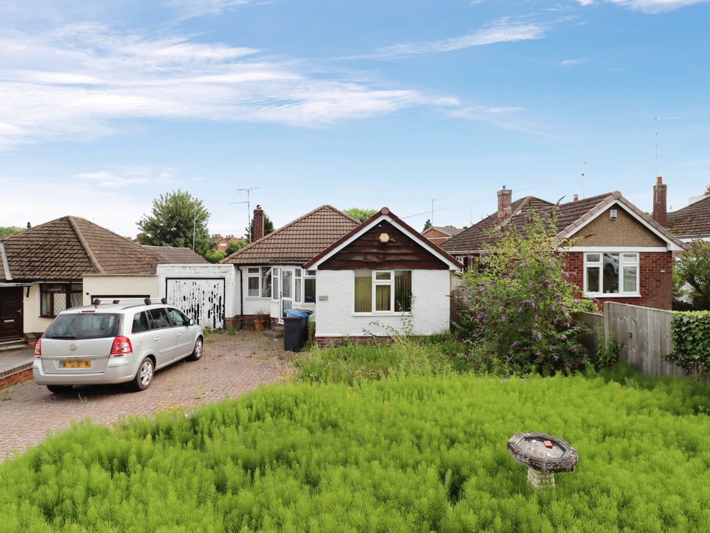 3 bed detached bungalow for sale in Lower Hillmorton Road, Rugby CV21