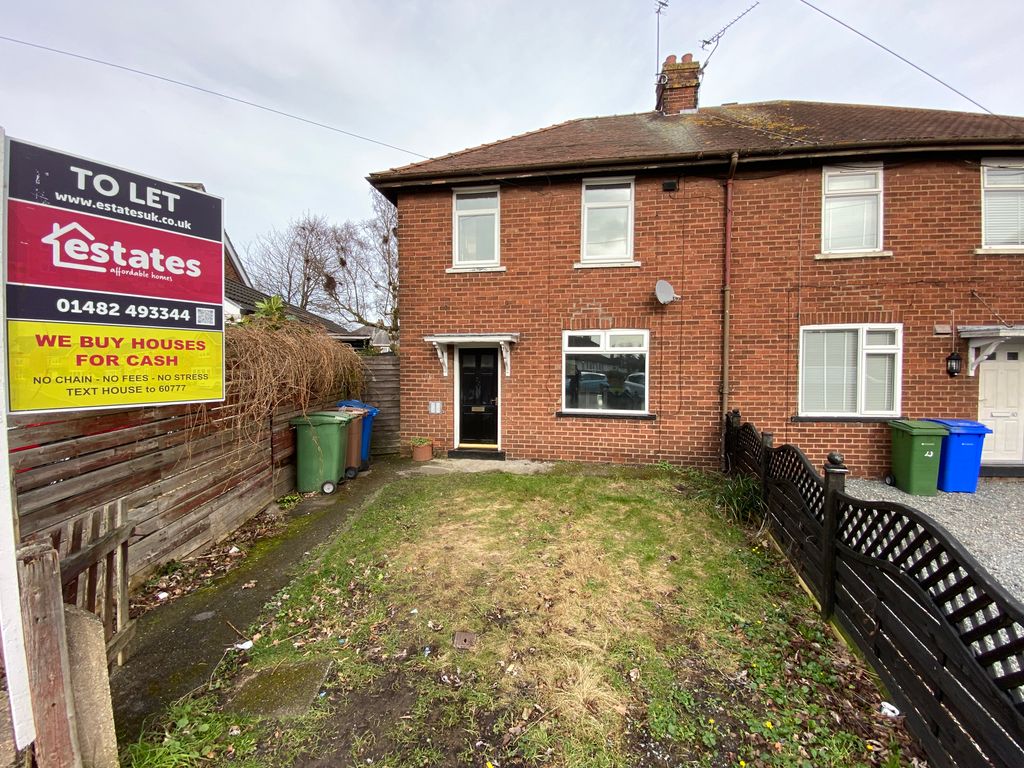 3 bed semidetached house to rent in Southwood Avenue, Cottingham HU16