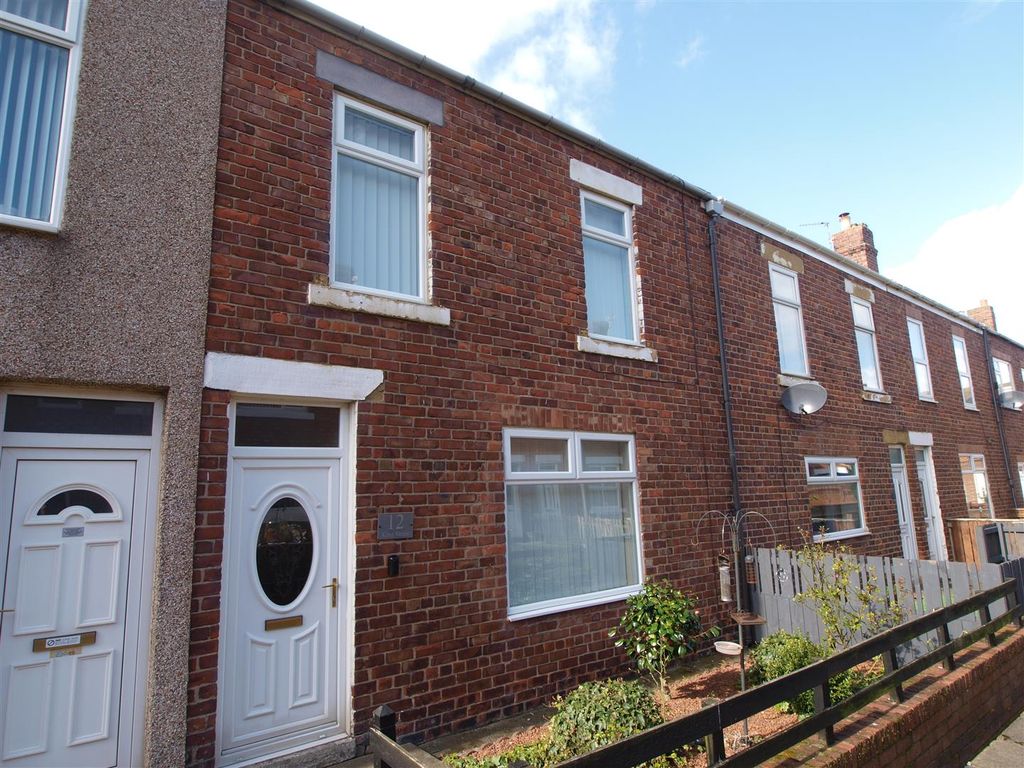 3 bed terraced house for sale in King Street, NewbigginByTheSea NE64