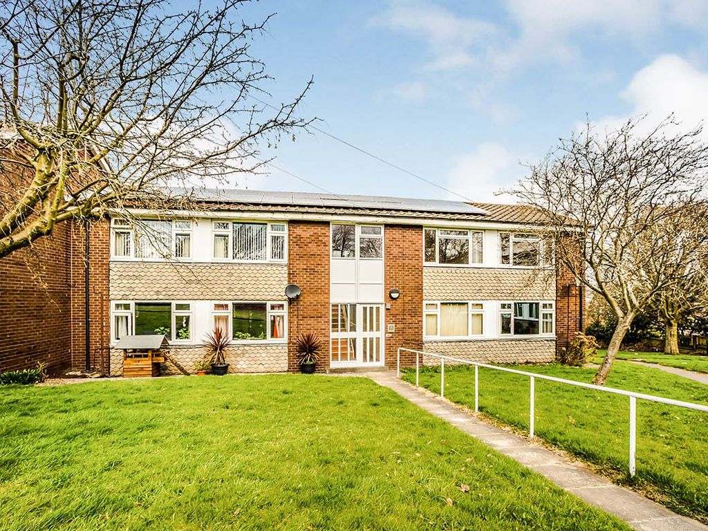 1 bed flat to rent in Fernside Close, Huddersfield, West Yorkshire HD5