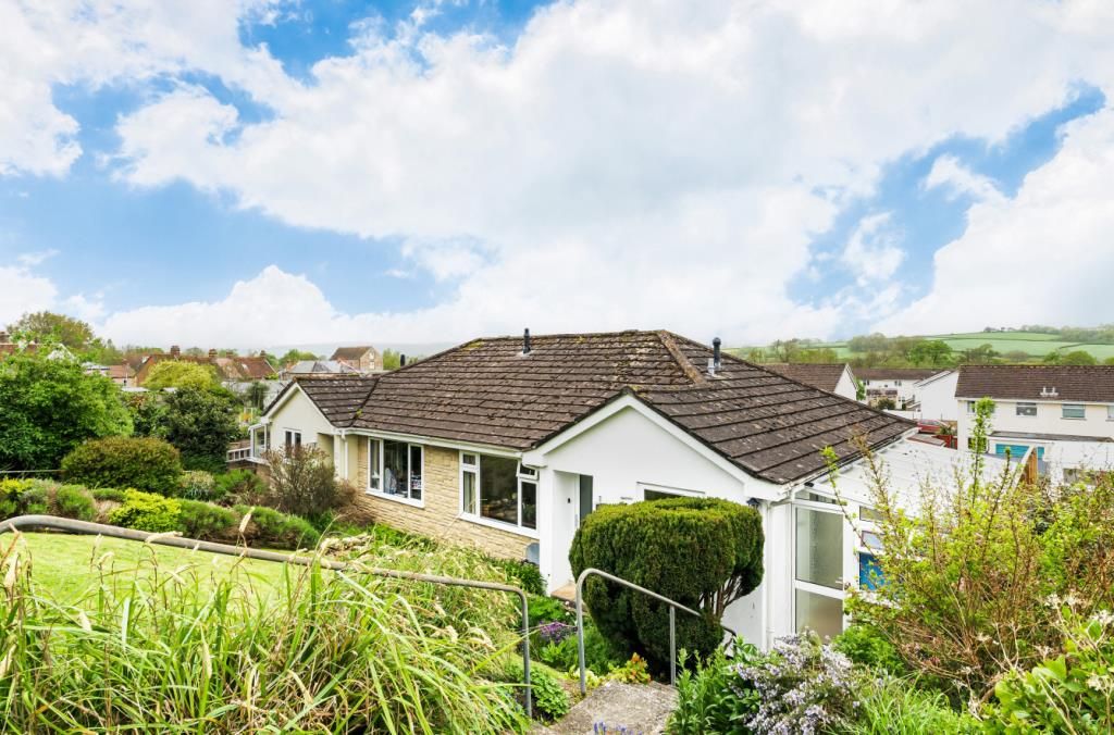 2 bed semidetached bungalow for sale in Willhayes Park, Axminster