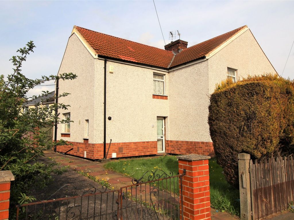 3 bed semidetached house for sale in Hawthorne Crescent, Skellow
