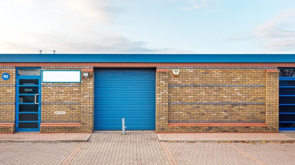 Industrial to let in 913 Yeovil Road, Slough Trading Estate, Slough SL1