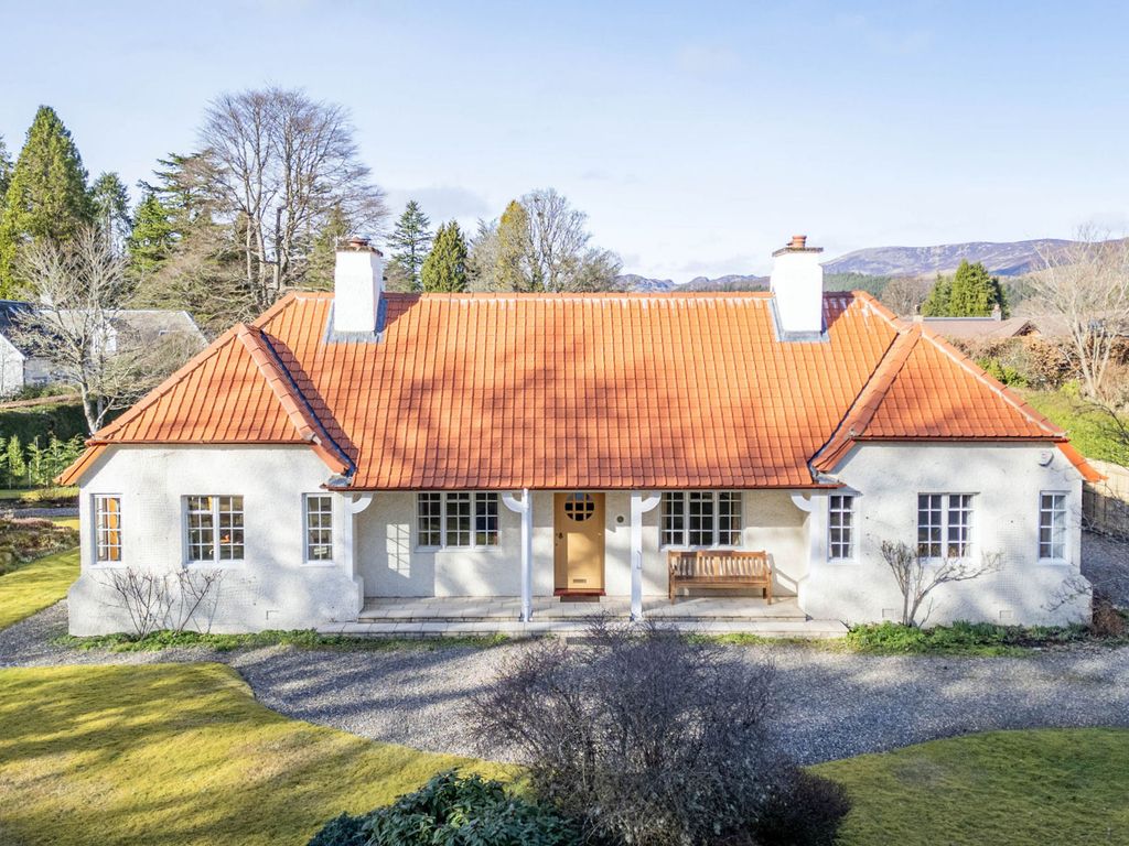 3 bed bungalow for sale in South Crieff Road, Comrie, Crieff PH6, £